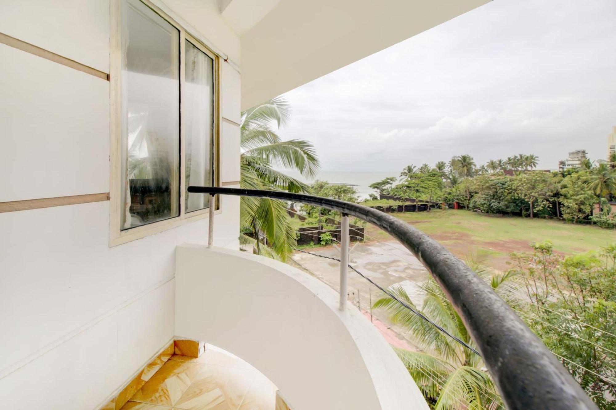 Collection O 75308 Floatel International Beach Resort Kannur Exterior foto