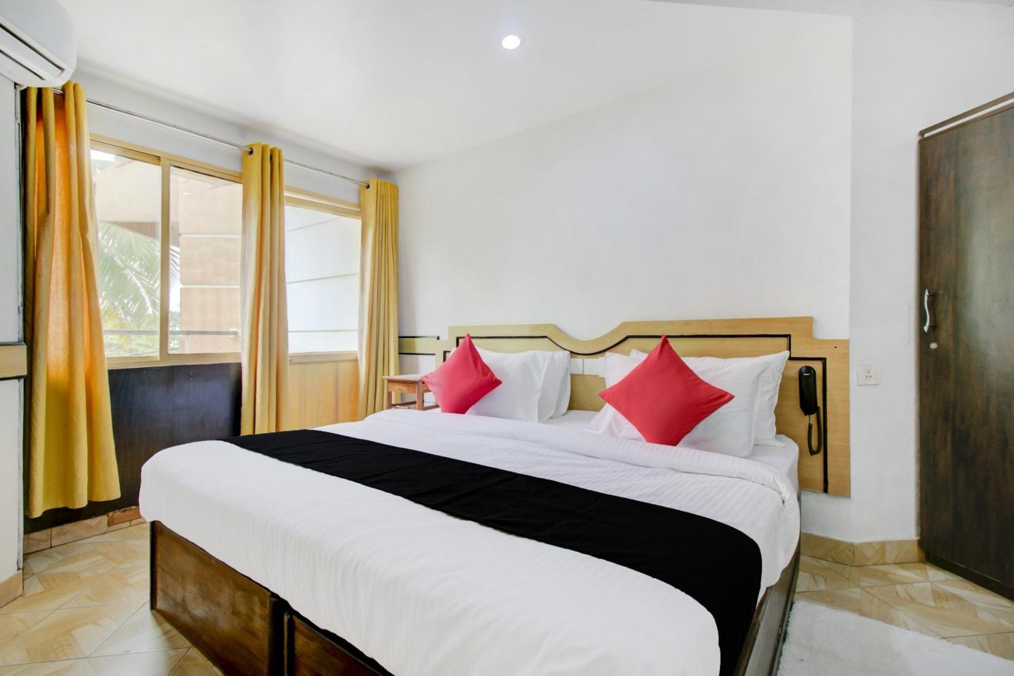 Collection O 75308 Floatel International Beach Resort Kannur Exterior foto