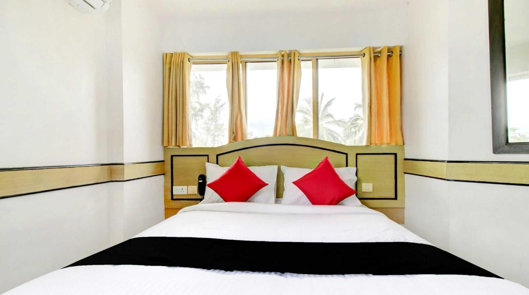 Collection O 75308 Floatel International Beach Resort Kannur Exterior foto