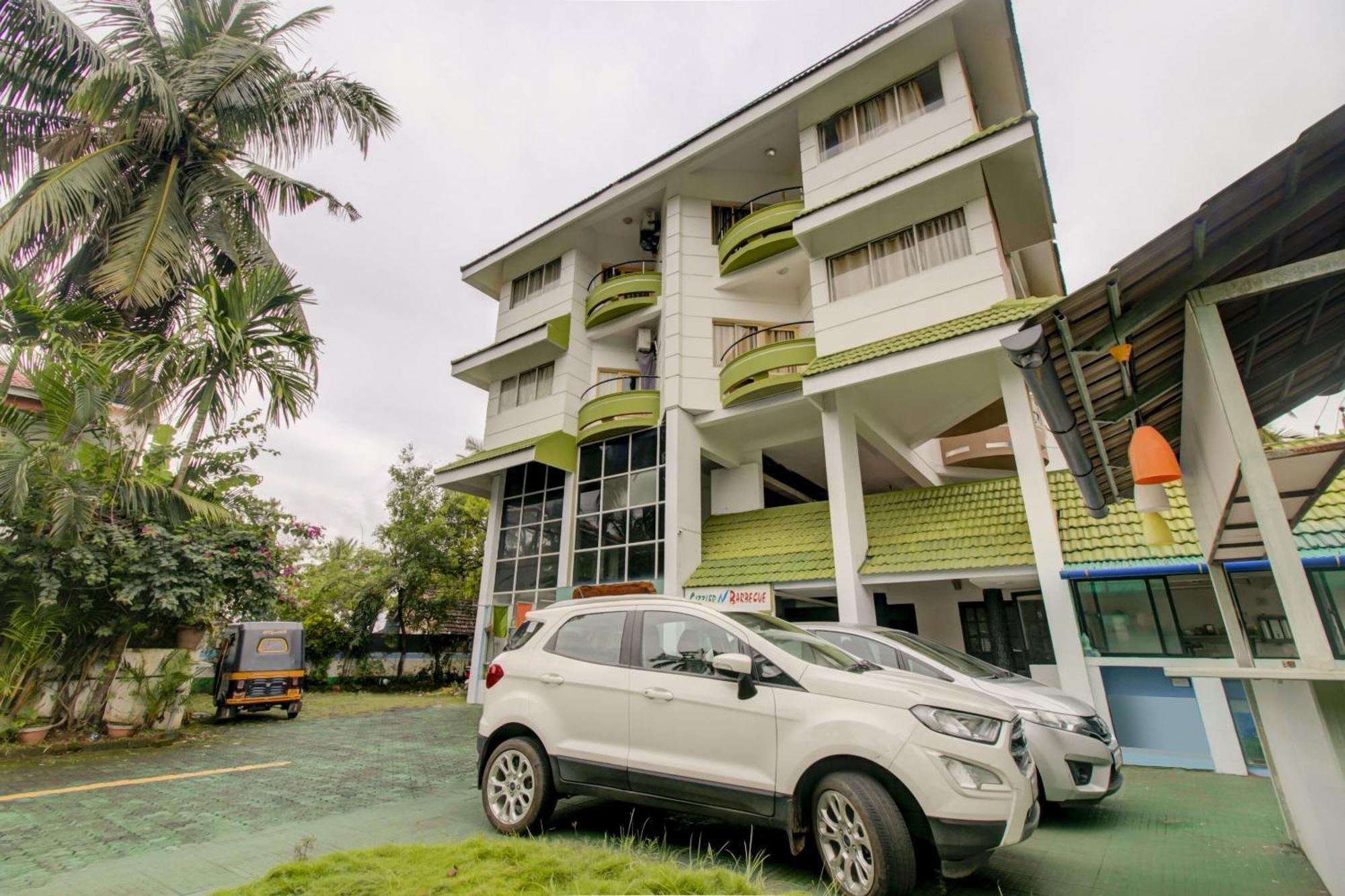 Collection O 75308 Floatel International Beach Resort Kannur Exterior foto